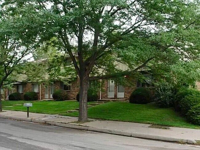 Building Photo - 1209 Delaware Dr