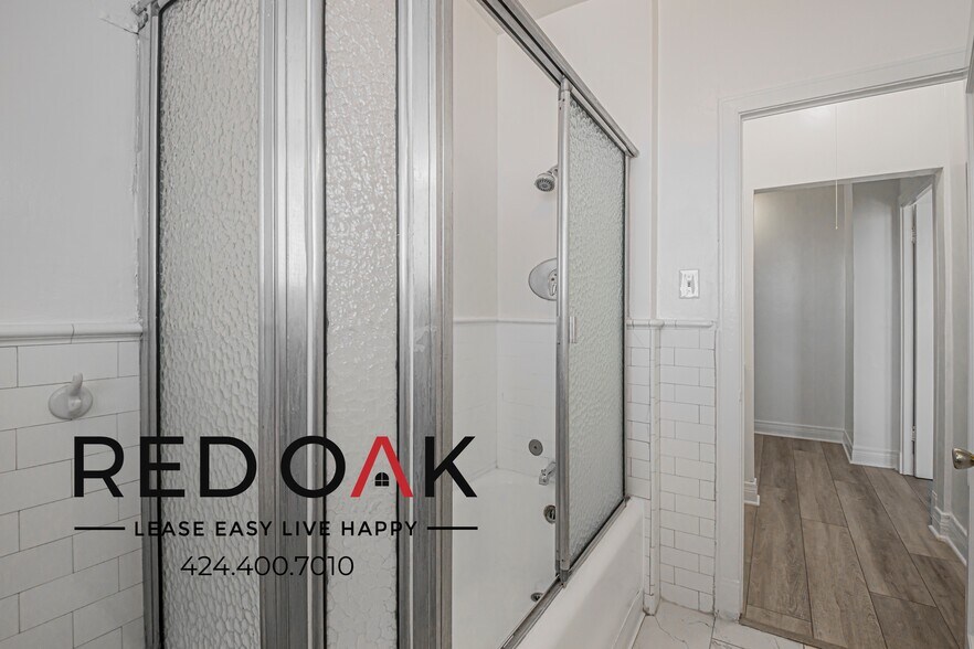 Building Photo - 2505 W 6th St