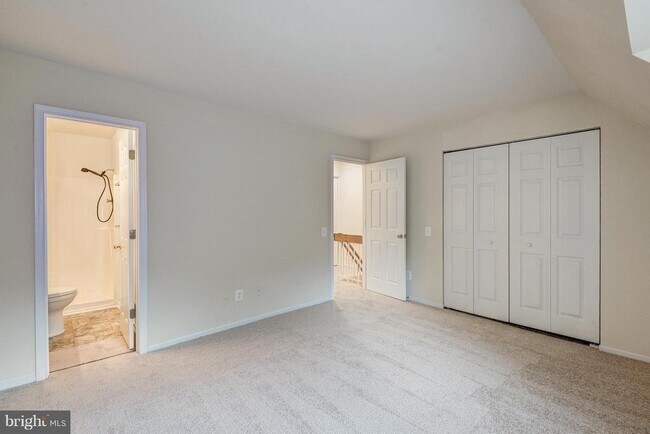 Building Photo - 1502 Farsta Ct