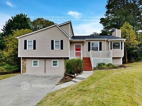 Building Photo - 4030 Leicester Dr NE