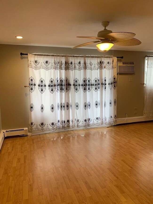 Building Photo - 9445 Kenton Ave