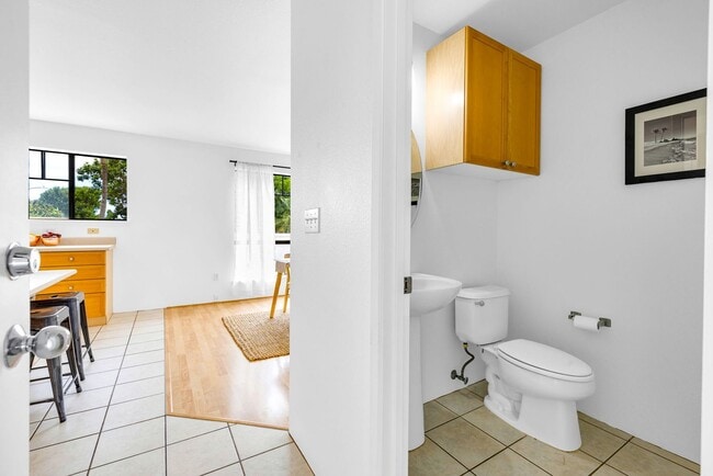 Building Photo - For Rent – [Royal Kunia] 94-522 Meheuheu P...