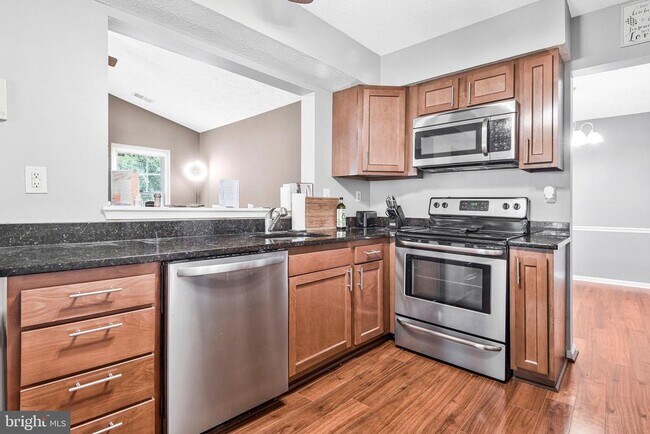 Building Photo - 4037 Broadbill Cir