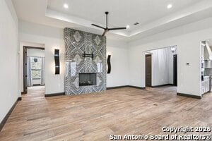 Building Photo - 661 inner