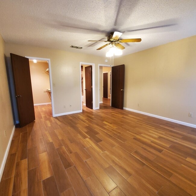 Building Photo - 6321 Alta Vista Rd