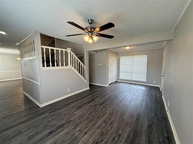 Building Photo - 3027 Harlan Dr