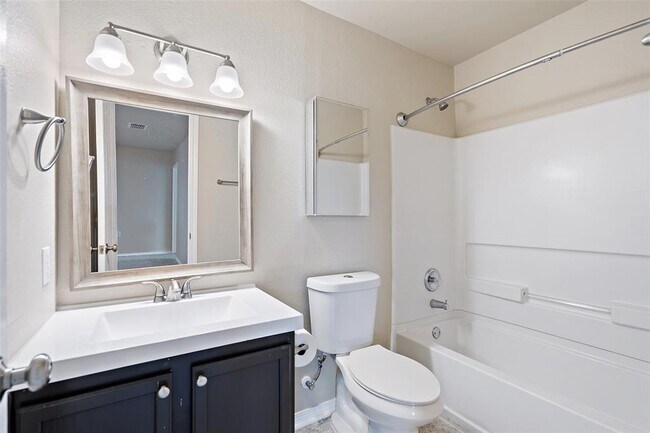 Building Photo - 1617 Anise Dr
