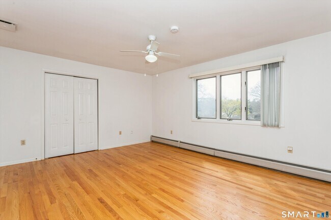 Building Photo - 81 Pemberwick Rd