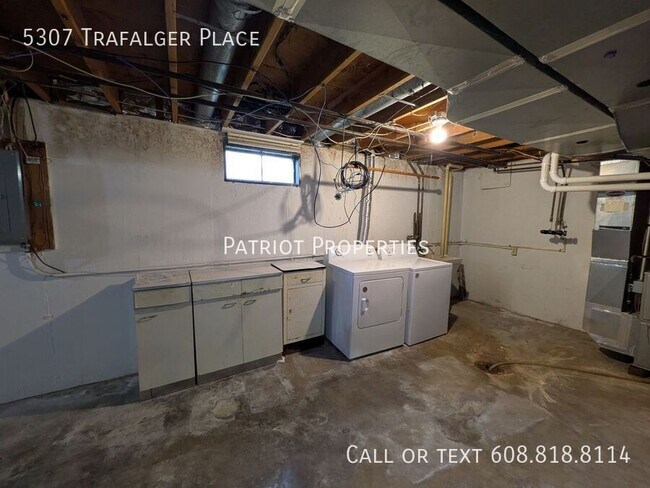 Building Photo - 5307 Trafalger Pl