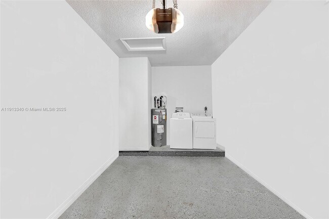 Building Photo - 4118 Sapphire Terrace