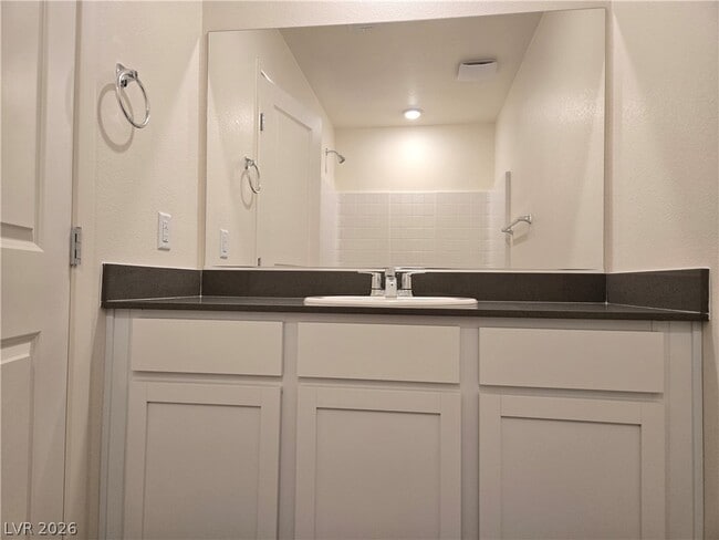 Building Photo - 6079 Cosmos Gdn St