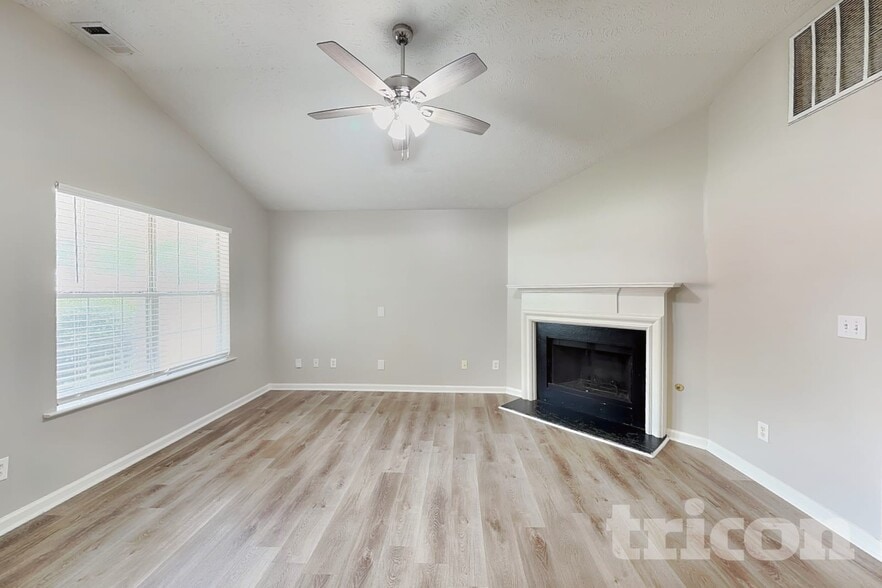 Building Photo - 135 Tillman Ct