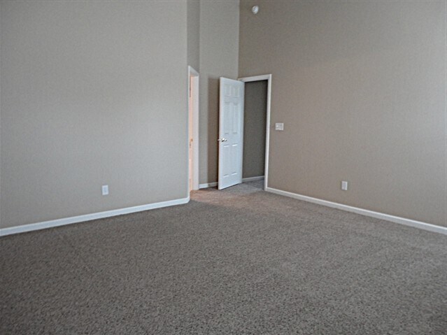 Building Photo - 11 Fillmore Way