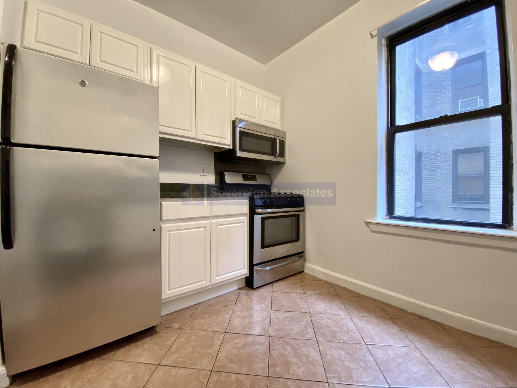 Building Photo - 590 Fort Washington Ave