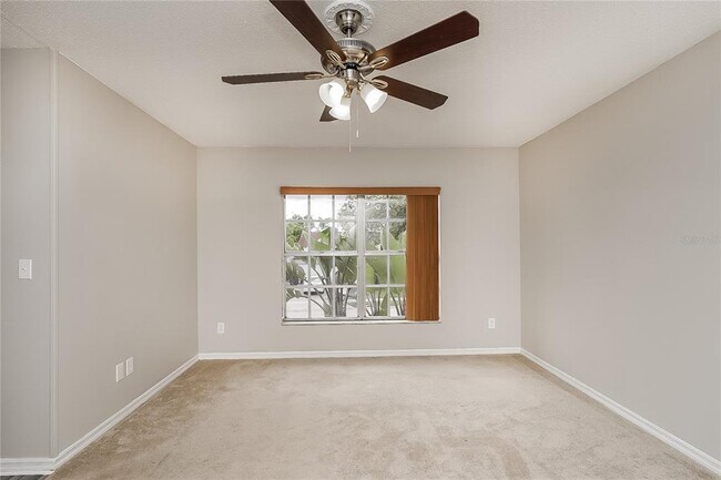 Building Photo - 1000 McCully Ct