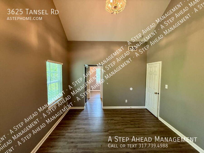 Building Photo - 3625 Tansel Rd