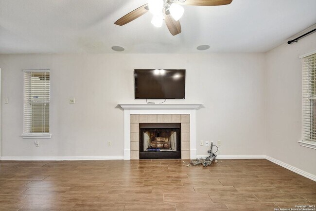 Building Photo - 8107 Rustic Park