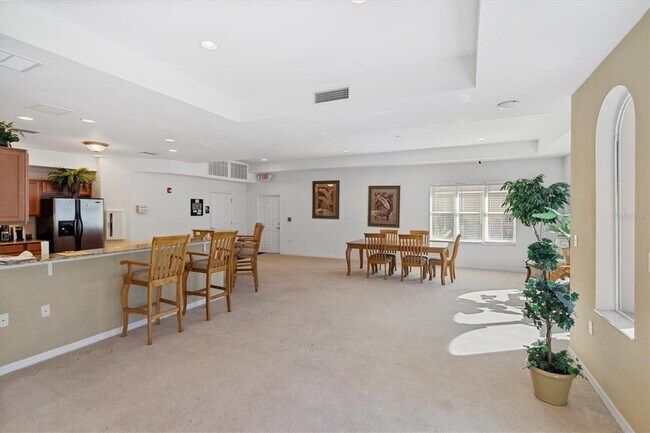 Building Photo - 642 Wells Ct