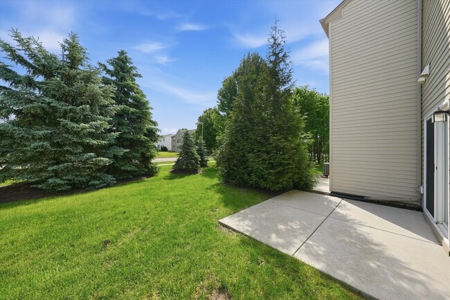 Building Photo - 1492 Orchid St