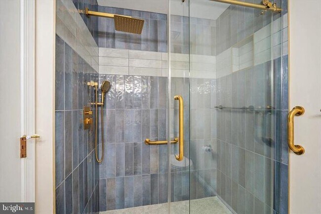 Building Photo - 10264 Redtail Ct