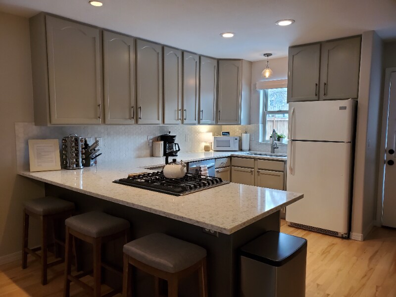 Building Photo - 419 S 3rd St W