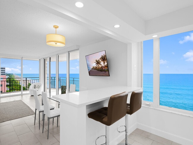 Building Photo - 3009 S Ocean Blvd