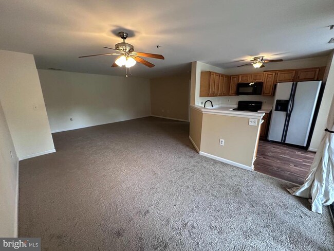 Building Photo - 6504 Home Water Ct