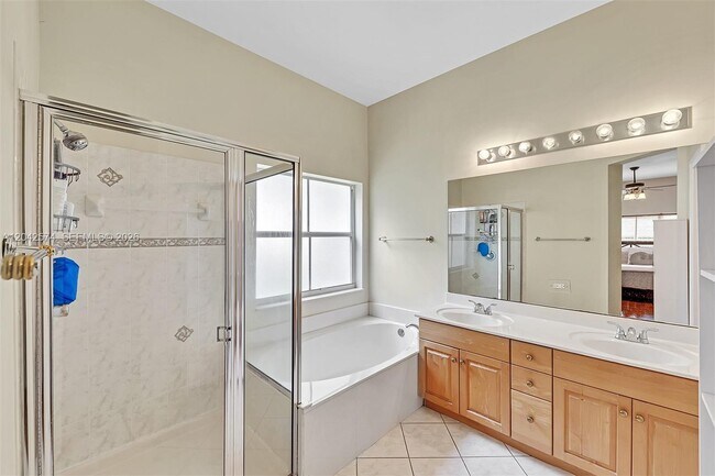 Building Photo - 3711 Falcon Ridge Cir