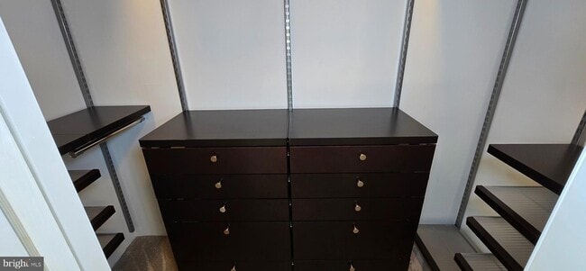 Building Photo - 7613 Locust Ln