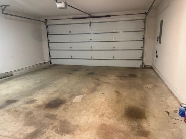 Building Photo - 6717 Hillside Ct