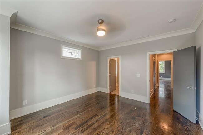 Building Photo - 3561 Blair Cir NE