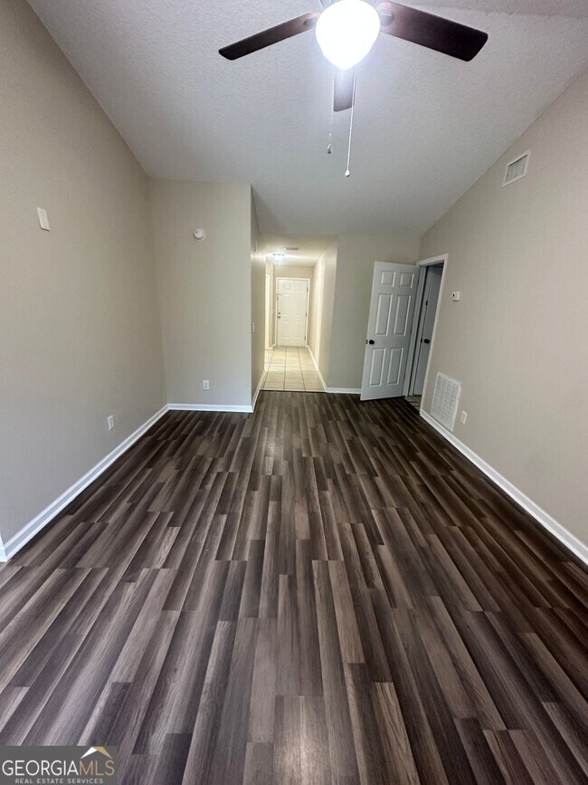 Building Photo - 140 Sapelo Dr