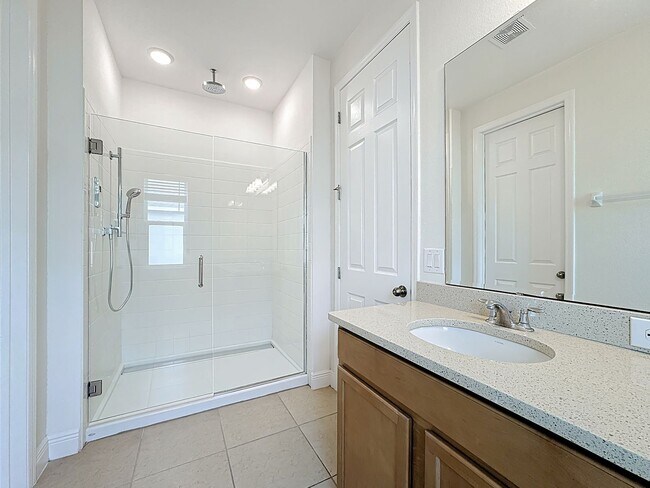 Building Photo - Hanover Lakes-2889 Nottel Drive St. Cloud