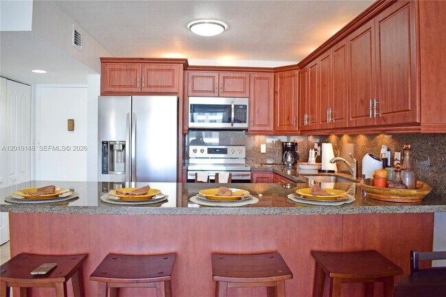 Building Photo - 401 Ocean Dr