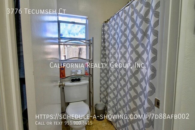 Building Photo - 3776 Tecumseh Ct