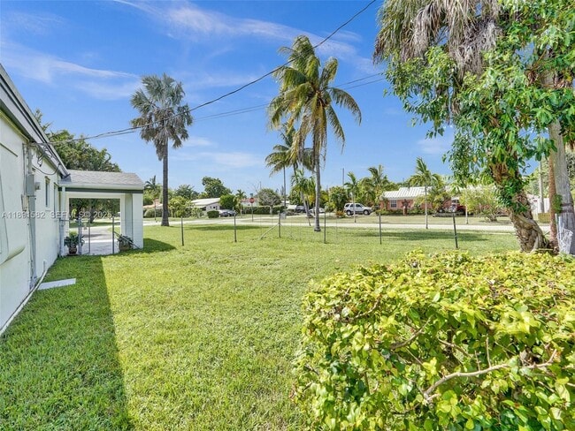 Building Photo - 17791 NE 13th Ave