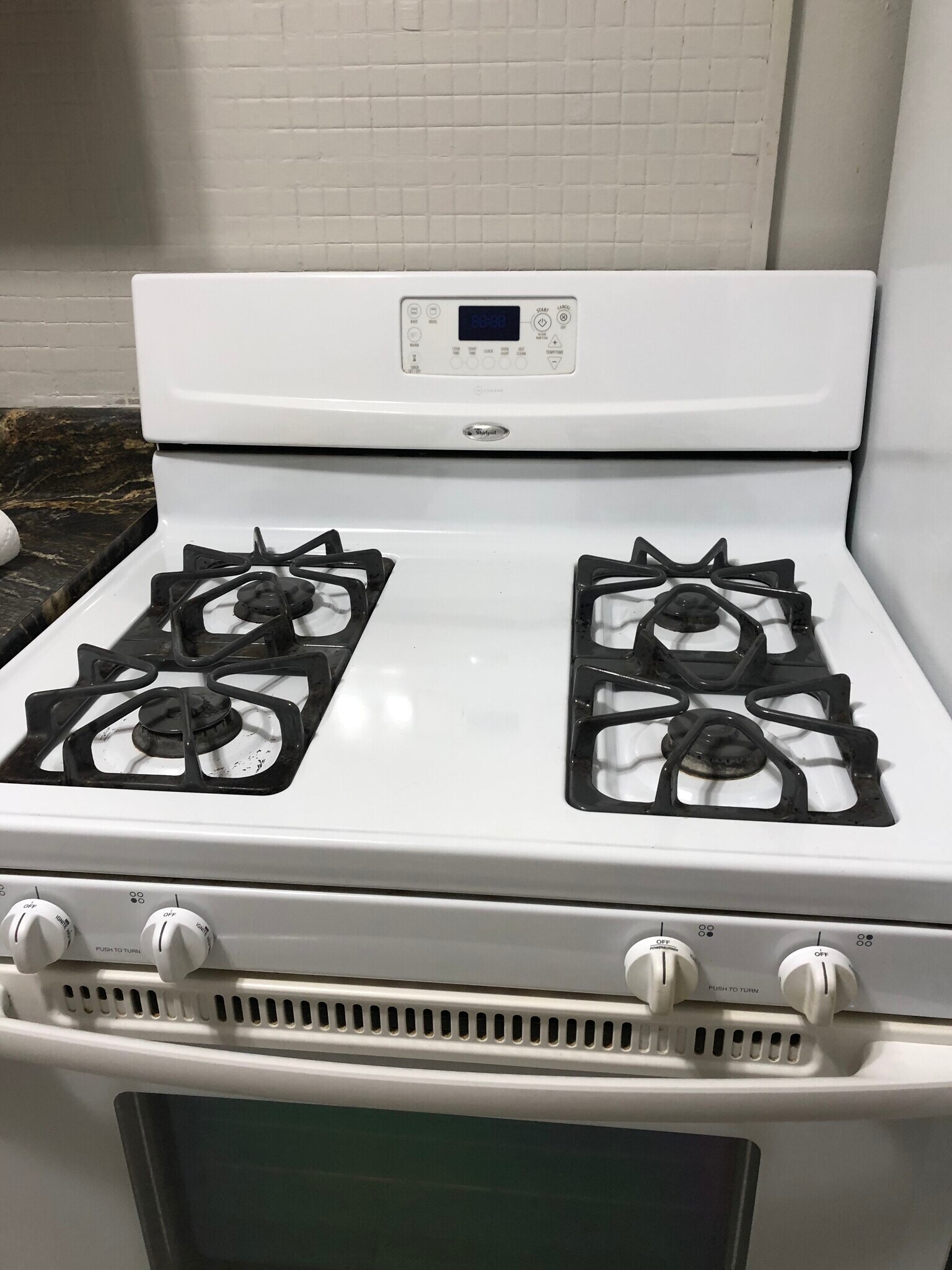 Stove - 401 Chautauqua Ave