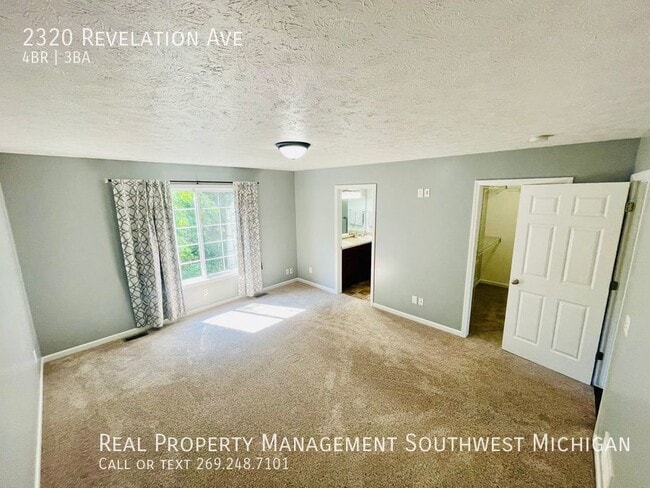 Building Photo - 2320 Revelation Ave