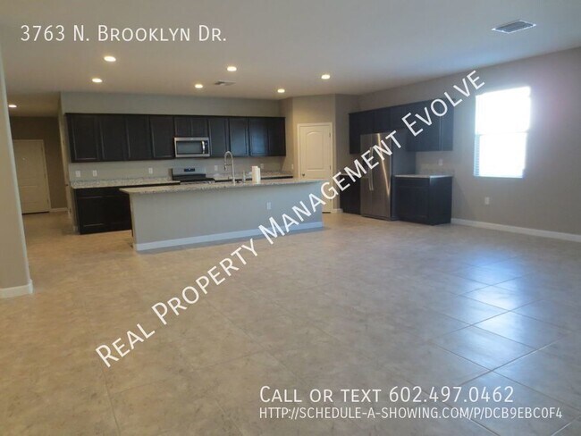 Building Photo - COME TOUR TODAY!