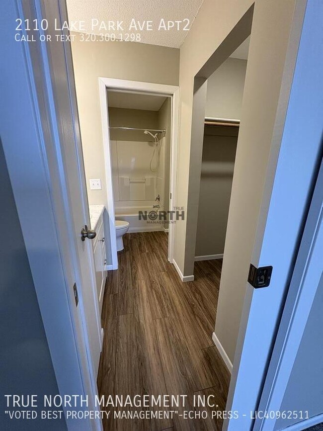 Building Photo - 2110 Lake Park Ave