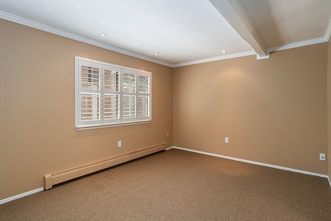 Building Photo - Incline Village: Condo - 4 Bedrooms,3.5 Ba...