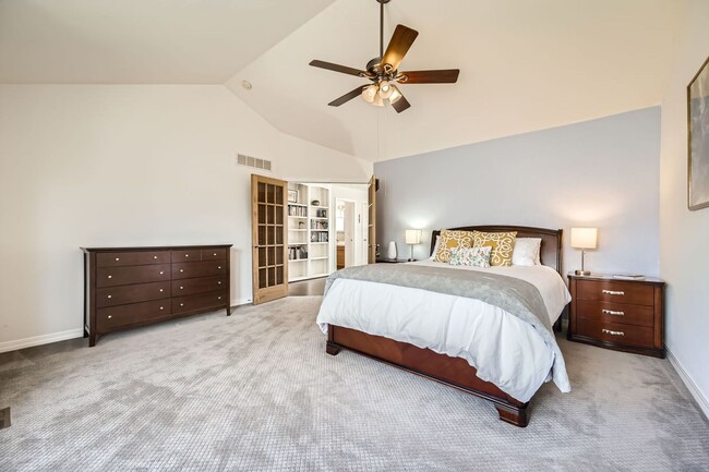 Building Photo - Bright & Cozy 3BDR Retreat in Longmont