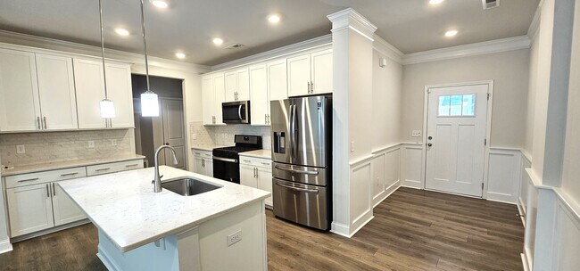 Building Photo - 218 Stamm Dr