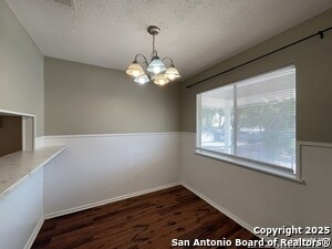 Building Photo - 311 E San Antonio Ave
