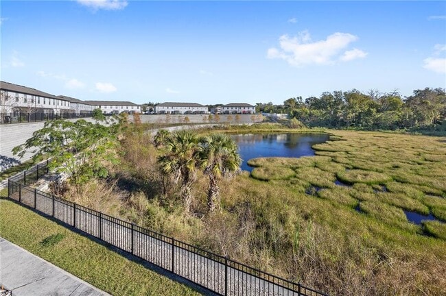 Building Photo - 260 Smugglers Way