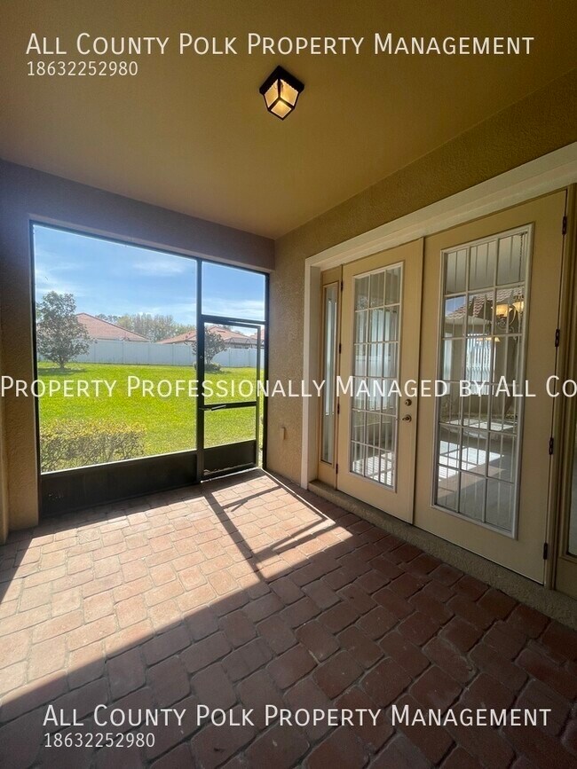 Building Photo - 1721 Altavista Cir