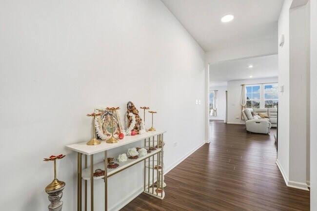 Building Photo - 16117 S Longcommon Ln