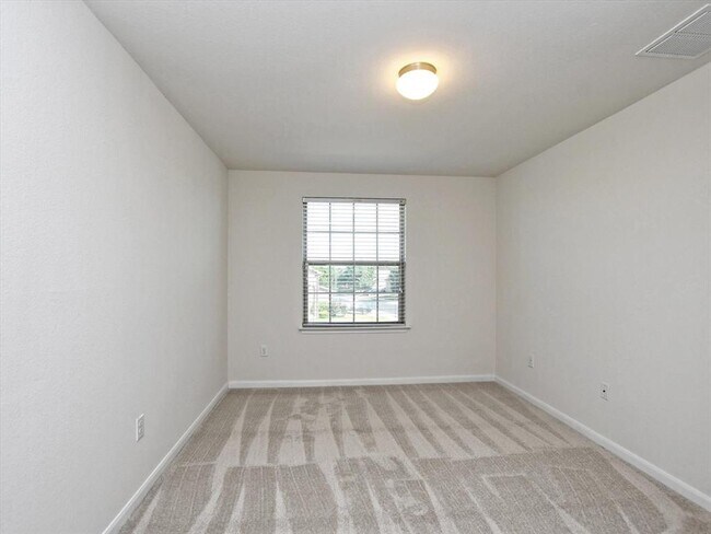 Building Photo - 316 Potters Peak Way