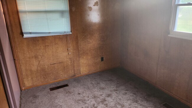 Building Photo - 2291 Green Rd