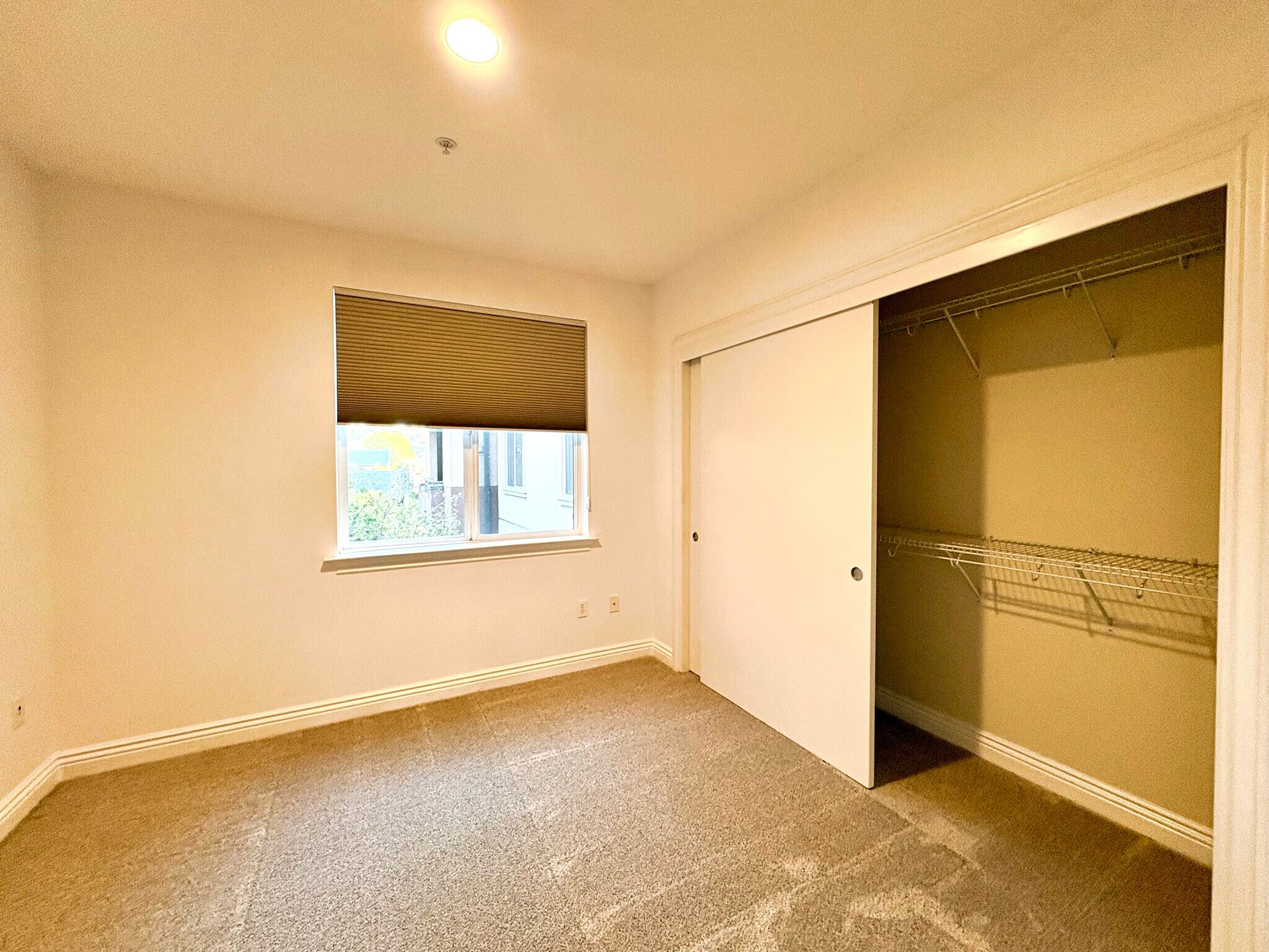Bedroom - 1310 Creekside Dr
